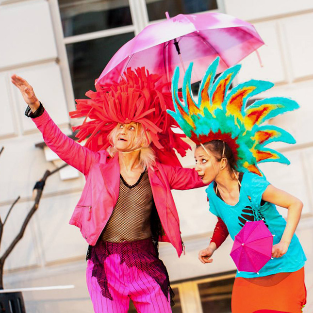 Teatr Nikoli Różowy Punk